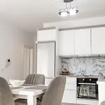 Azure Vista Apartment-white Sarande