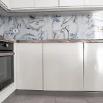 Azure Vista Apartment-white