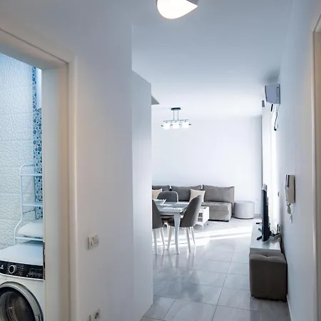 아파트 Azure Vista Apartment-white Sarandë