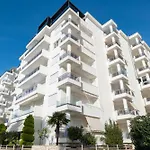Apartament Azure Vista Apartment-white