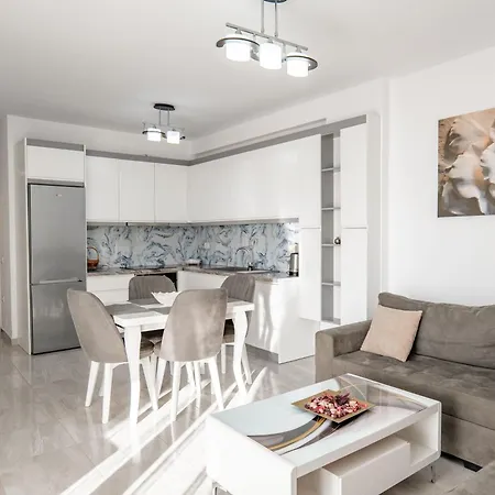 Apartamento Azure Vista Apartment-white