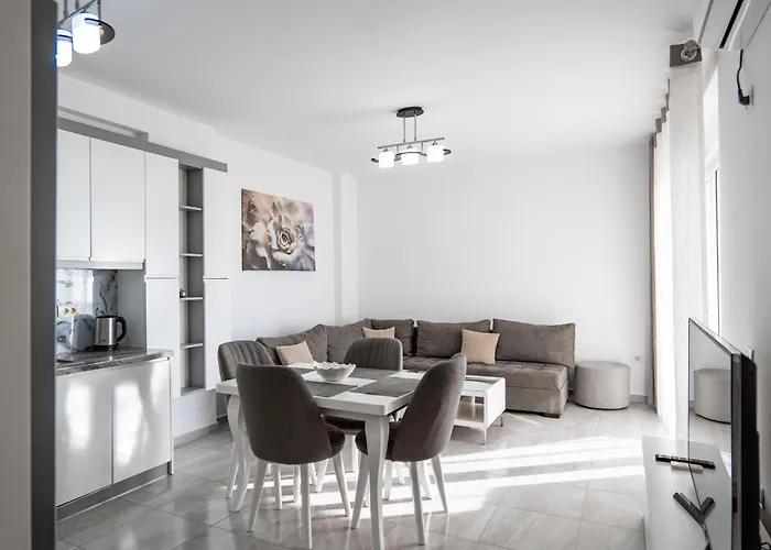 Azure Vista Apartment-white *