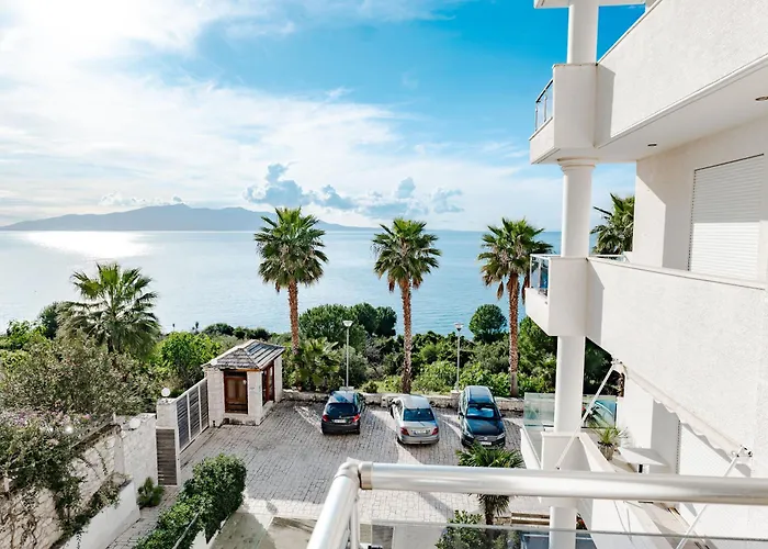 Azure Vista Apartment-white * Saranda